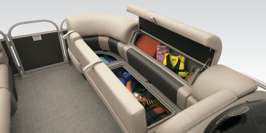 Sun Tracker Party Barge 20 DLX