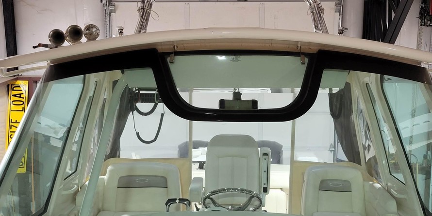 Grady-White Express 330