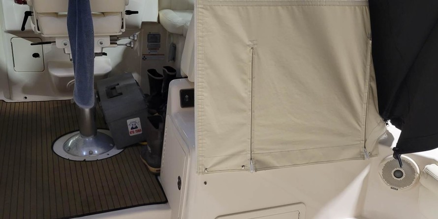 Grady-White Express 330