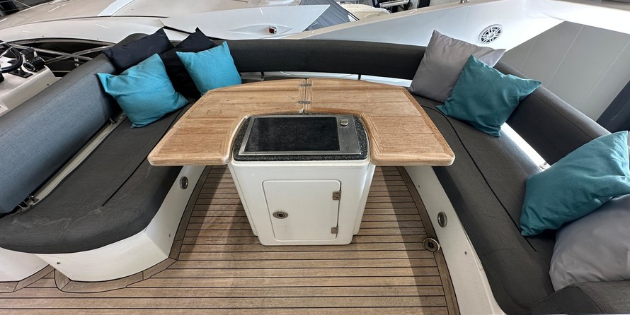 Sunseeker Manhattan 52