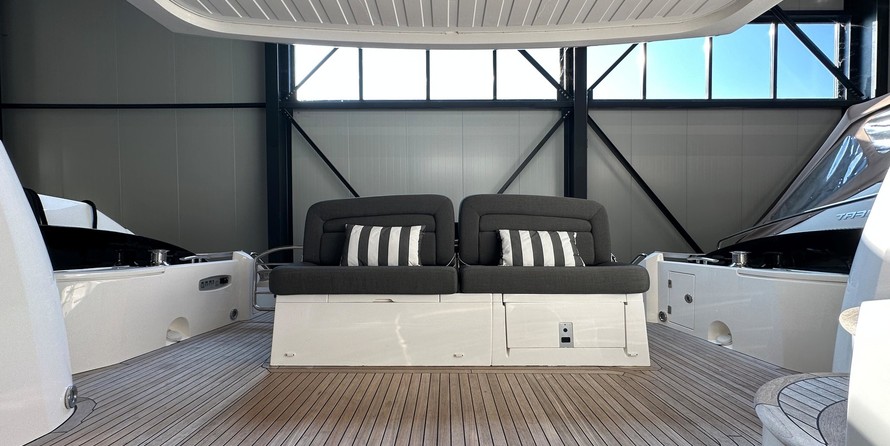 Sunseeker Manhattan 52