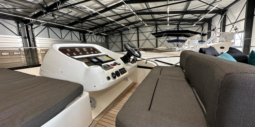 Sunseeker Manhattan 52