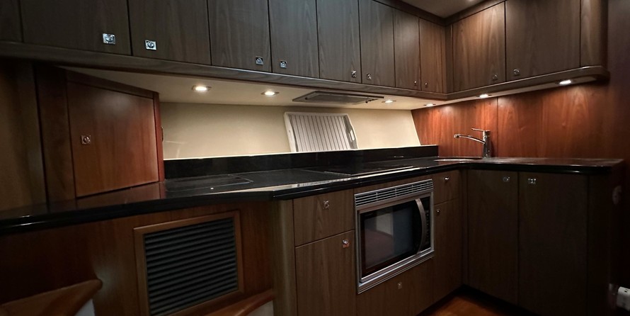 Sunseeker Manhattan 52