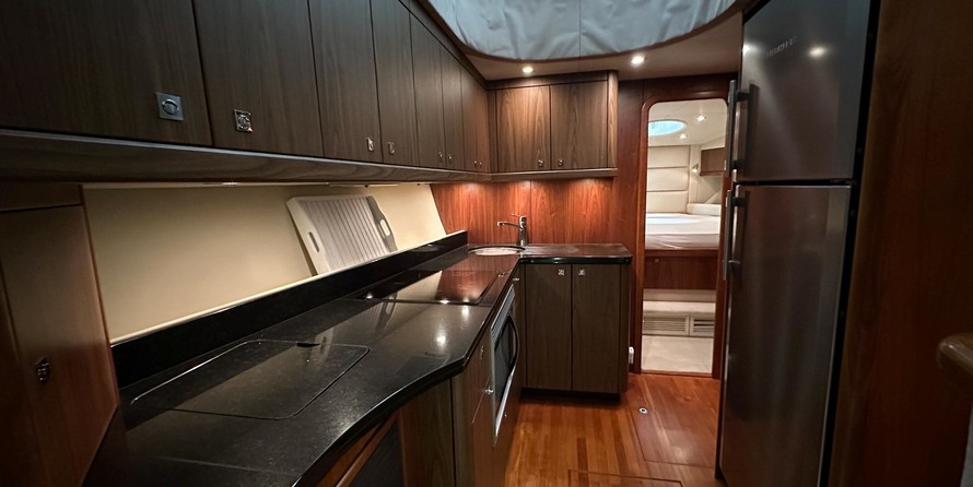 Sunseeker Manhattan 52