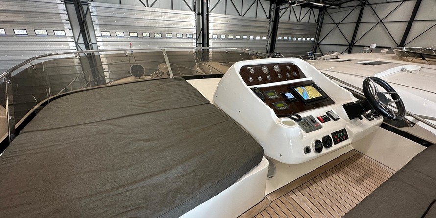 Sunseeker Manhattan 52