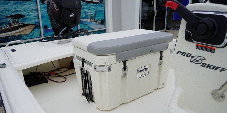 Mako Pro Skiff 15 CC