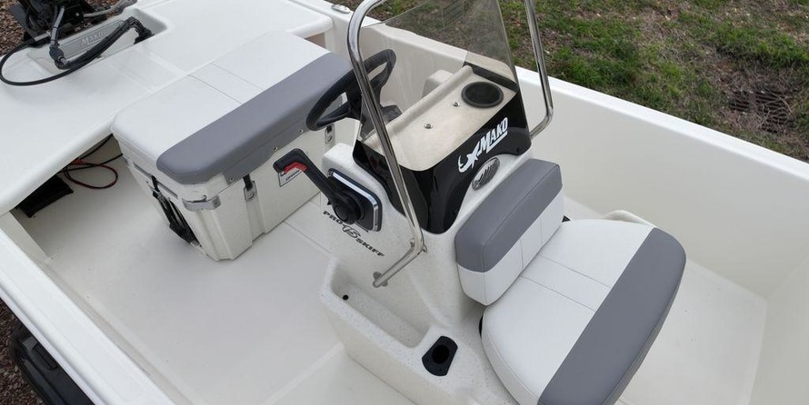 Mako Pro Skiff 15 CC
