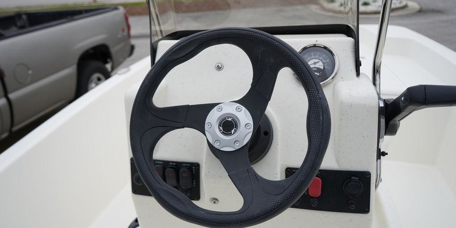 Mako Pro Skiff 15 CC