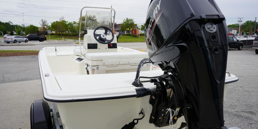 Mako Pro Skiff 15 CC