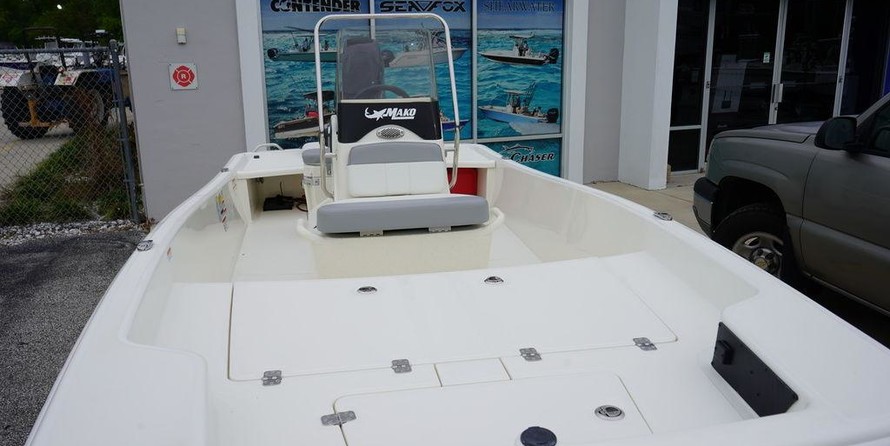 Mako Pro Skiff 15 CC