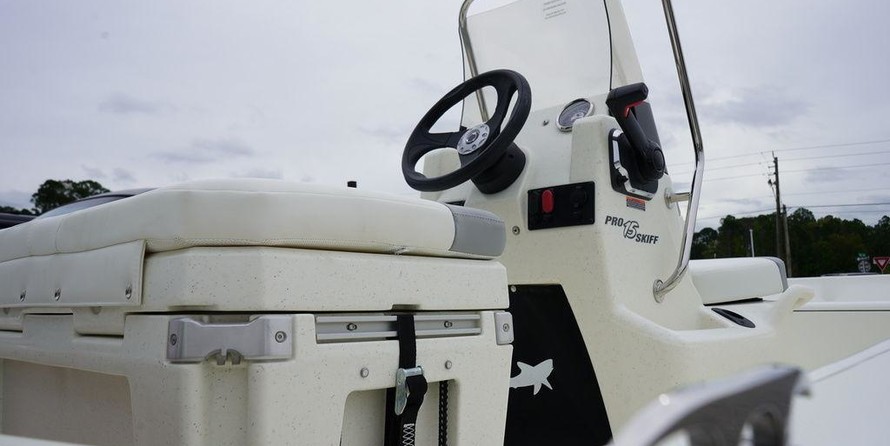 Mako Pro Skiff 15 CC
