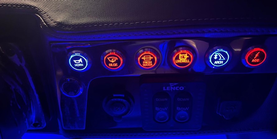 Chaparral 250 SunCoast