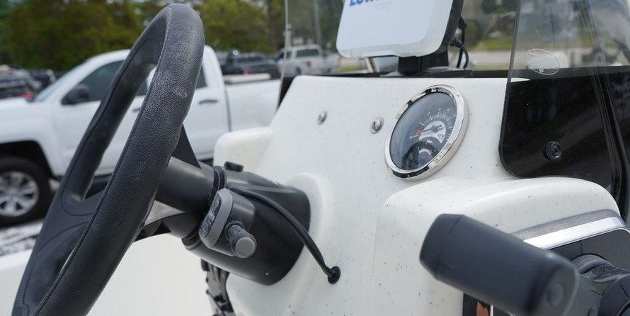 Mako Pro Skiff 17 CC