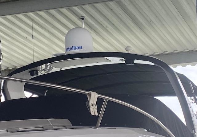 Four Winns Vista 275