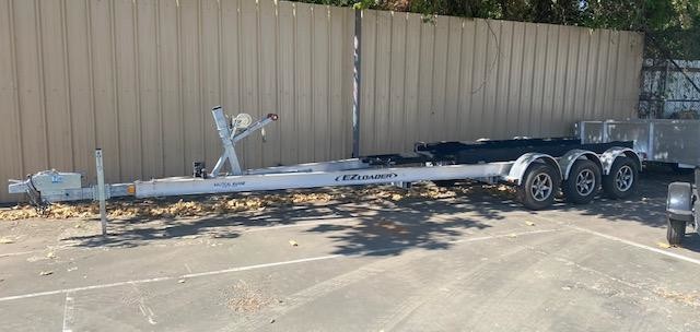 Four Winns Vista 275