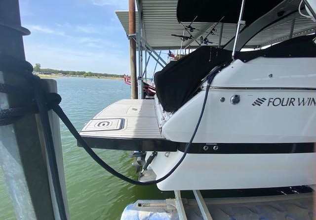 Four Winns Vista 275