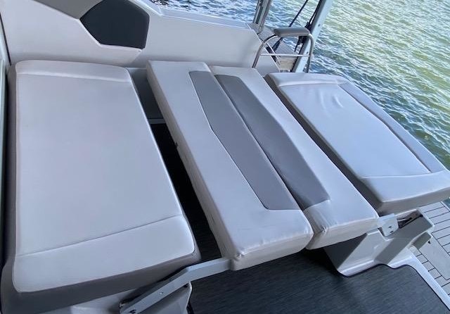 Four Winns Vista 275