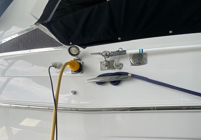 Four Winns Vista 275