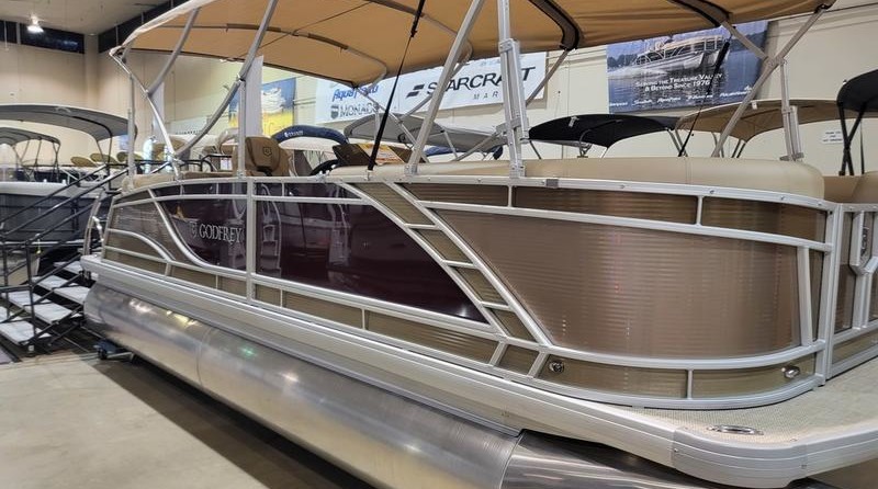 Godfrey Monaco 235 MT