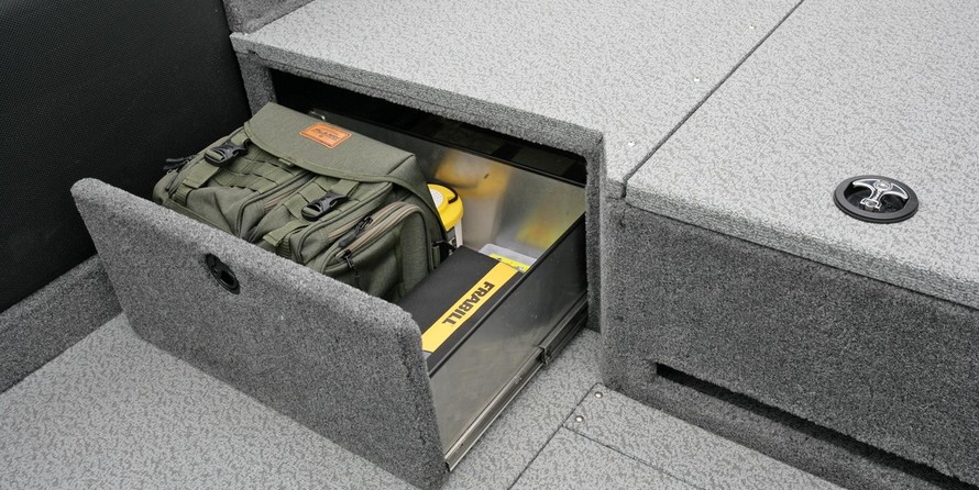 Lund Boats 1875 Pro-V Sport