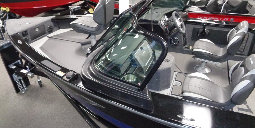 Lund Boats 1875 Pro-V Sport