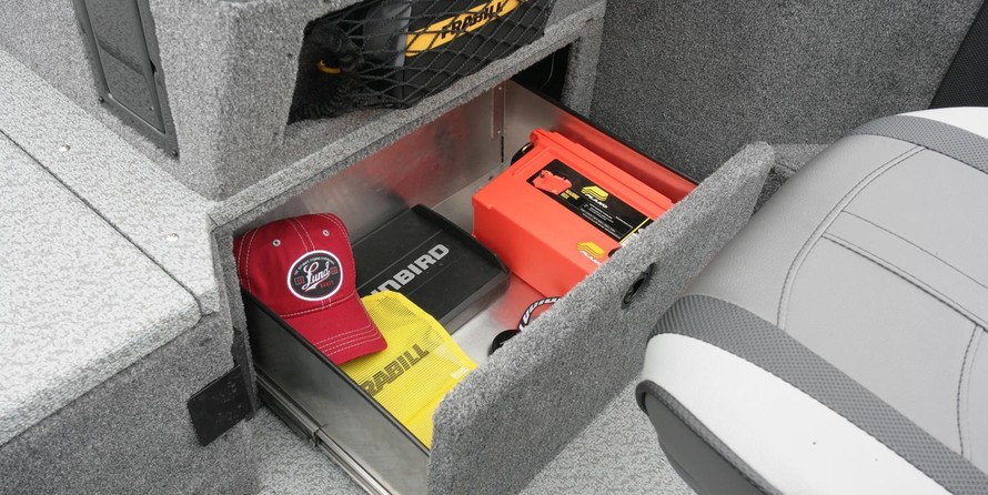 Lund Boats 1875 Pro-V Sport