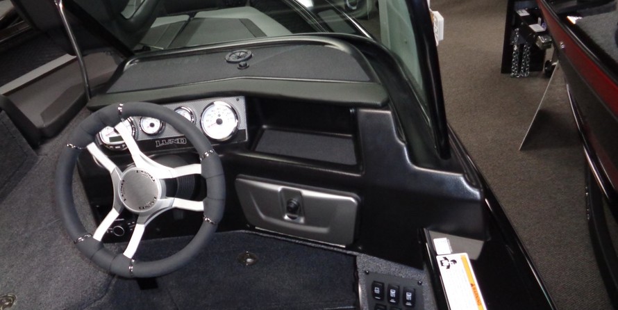 Lund Boats 1875 Pro-V Sport