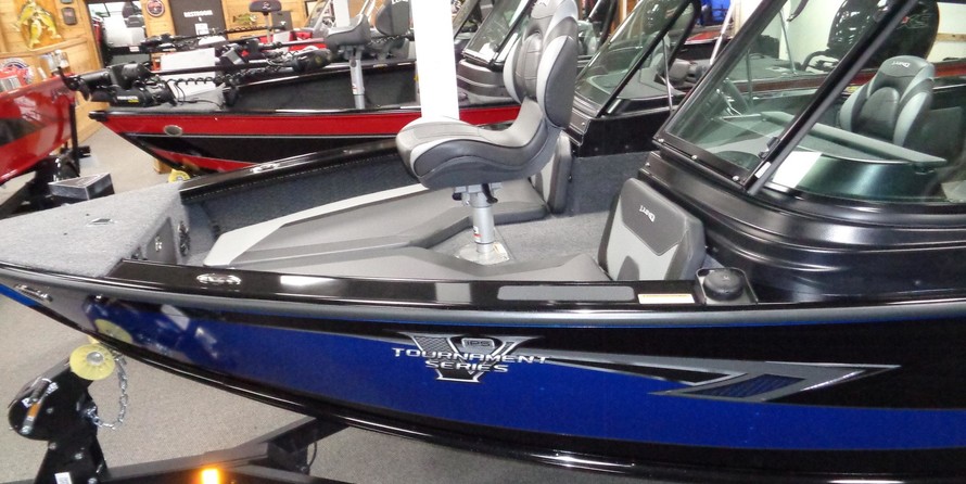 Lund Boats 1875 Pro-V Sport