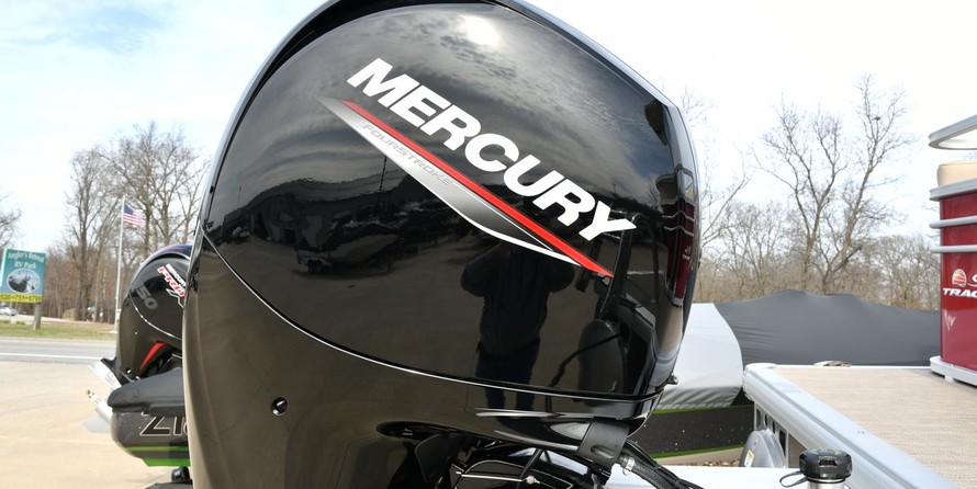 Sun Tracker Party Barge 22 DLX