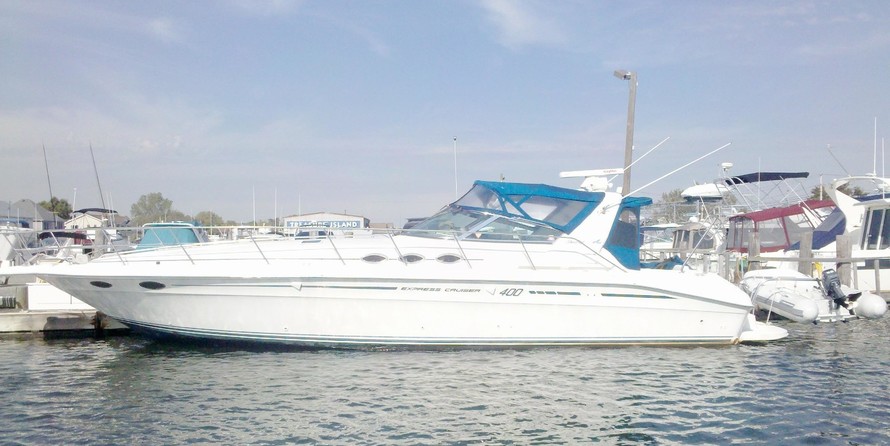 Sea ray 400 express cruiser