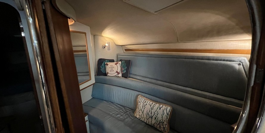 Sea ray 400 express cruiser