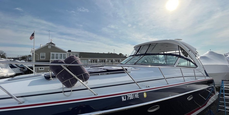 Formula 37 Cruiser