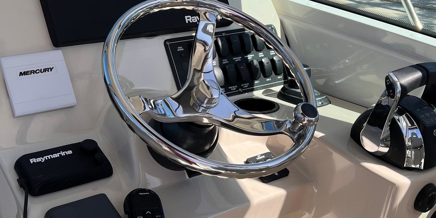 Boston Whaler 285 Conquest