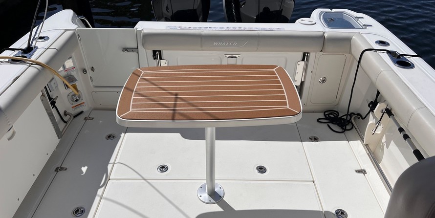 Boston Whaler 285 Conquest