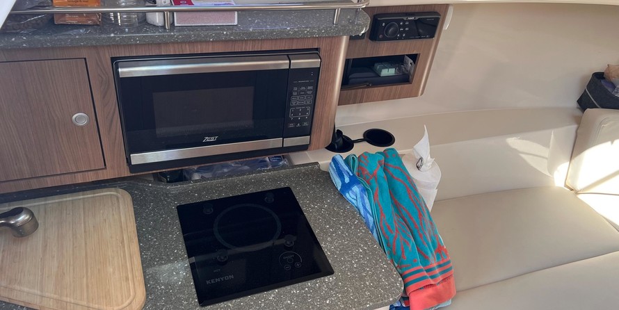 Boston Whaler 285 Conquest