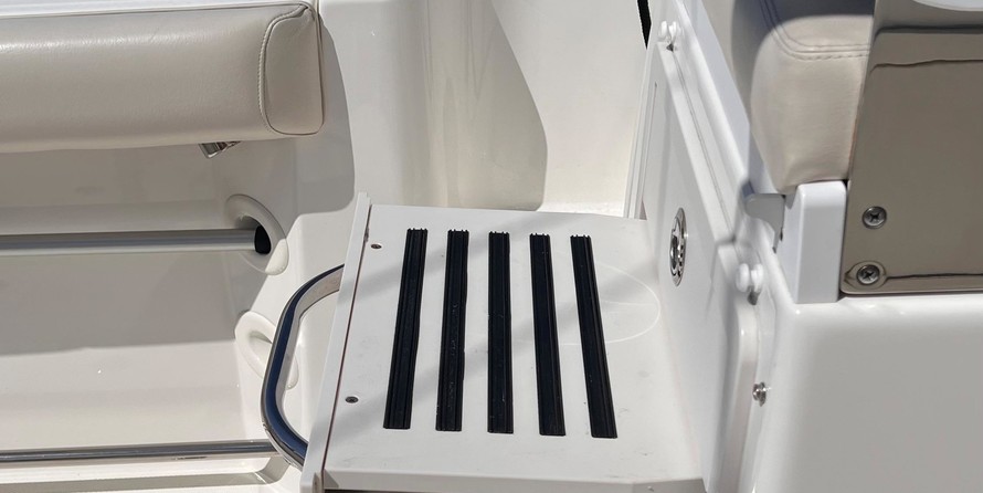 Boston Whaler 285 Conquest