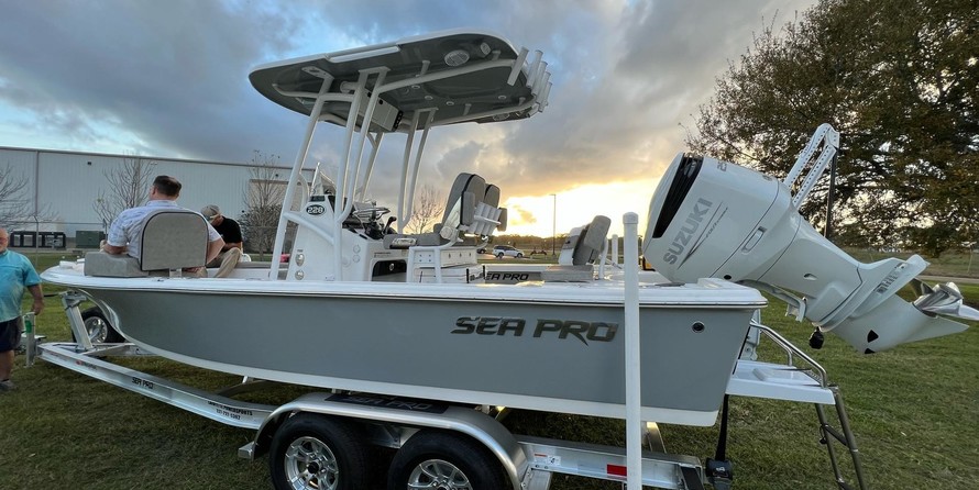 Sea Ray pro 208 bay