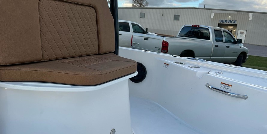 Sea Ray pro 208 bay