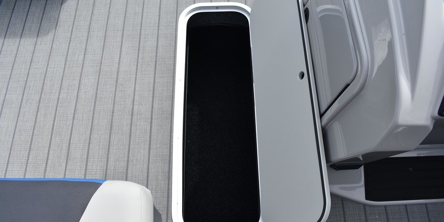 Sunchaser Boats Geneva Sport 24 LR DH Sport