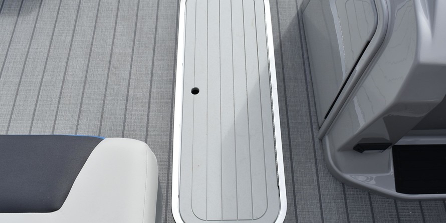 Sunchaser Boats Geneva Sport 24 LR DH Sport