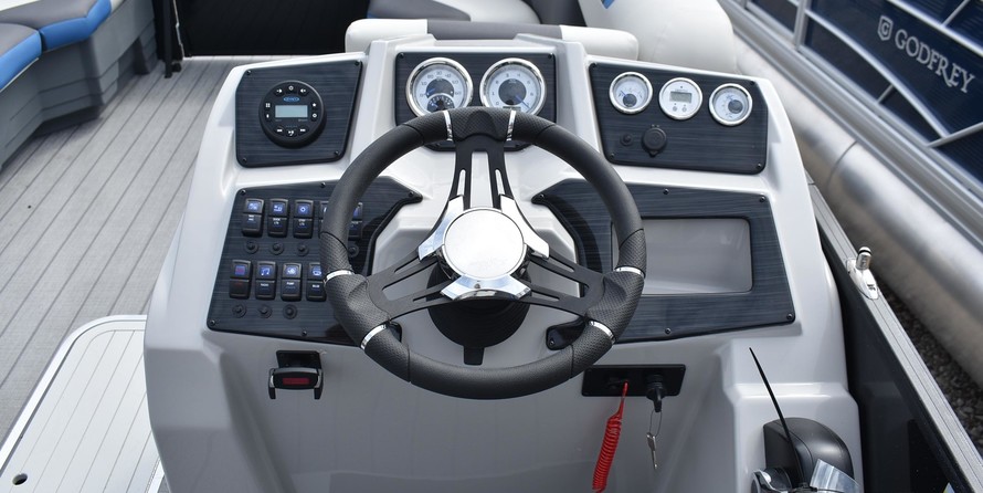 Sunchaser Boats Geneva Sport 24 LR DH Sport