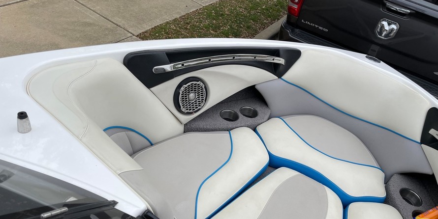Malibu Wakesetter 23 LSV