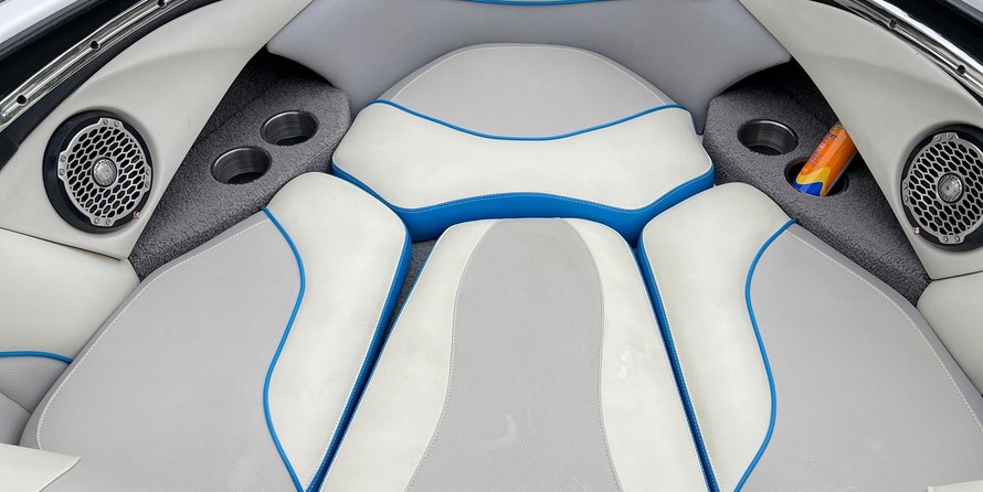 Malibu Wakesetter 23 LSV