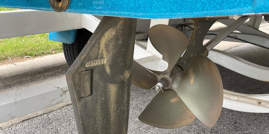 Malibu Wakesetter 23 LSV