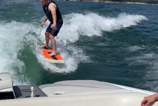 Malibu Wakesetter 23 LSV
