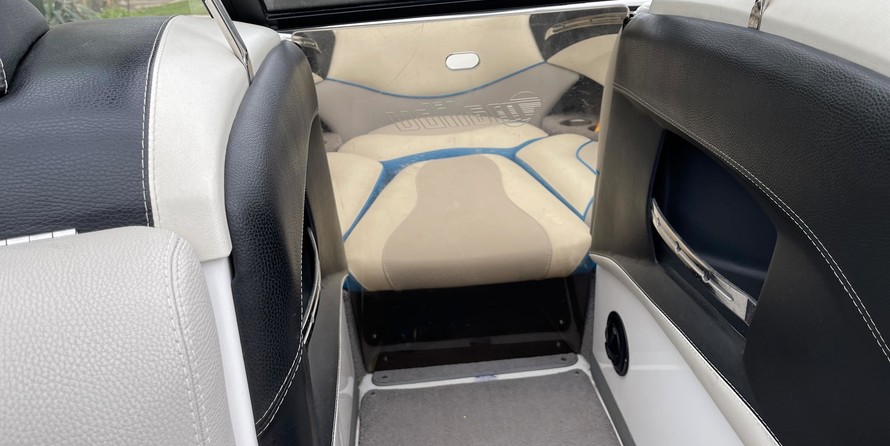 Malibu Wakesetter 23 LSV