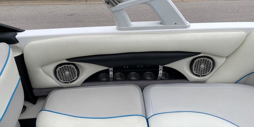 Malibu Wakesetter 23 LSV