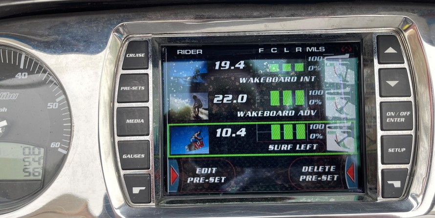 Malibu Wakesetter 23 LSV