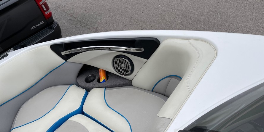 Malibu Wakesetter 23 LSV