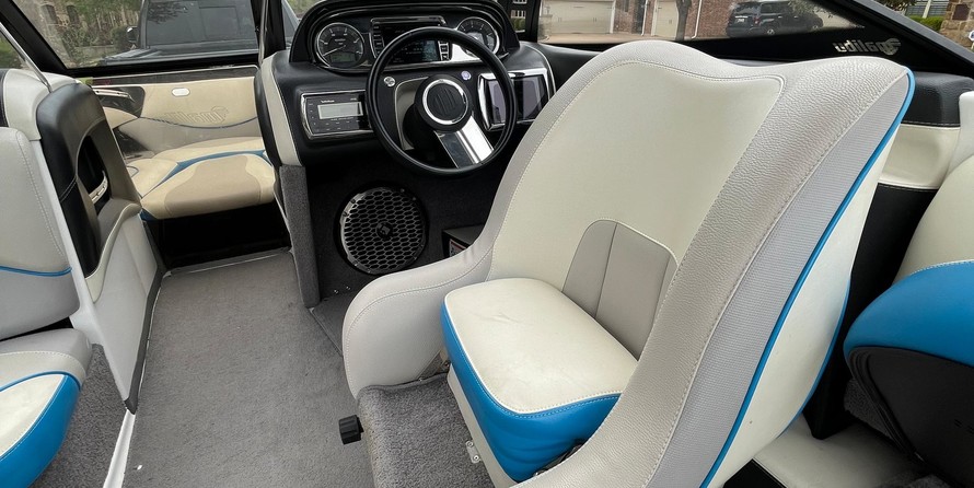 Malibu Wakesetter 23 LSV
